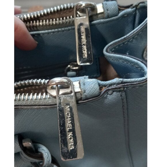 👉LAST CHANCE‼️ Michael Kors Sutton Metallic Silver Stripe Saffiano Satchel - Picture 4 of 16